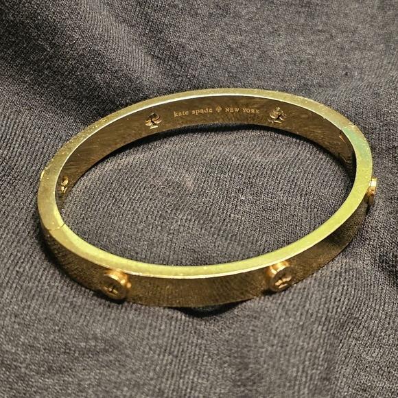 Kate Spade Spot The Spade Studded Hinged Bangle - Picture 2 of 5